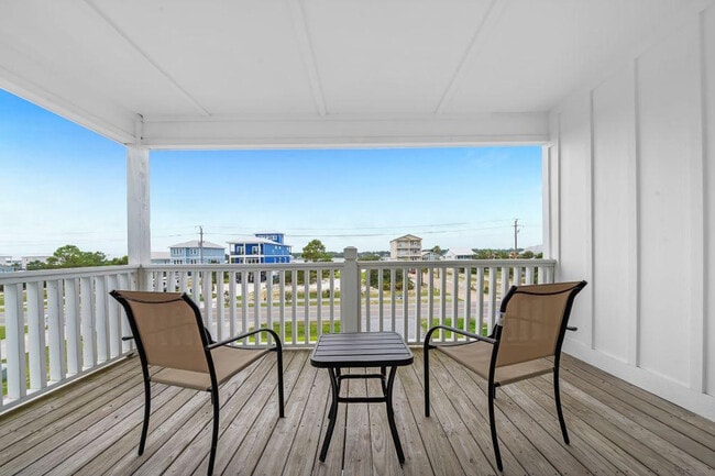1437 W Lagoon Ave in Gulf Shores, AL - Building Photo - Building Photo