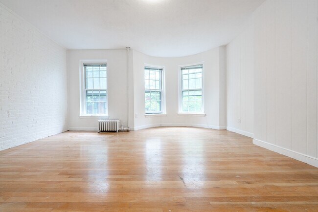 11 Cazenove St in Boston, MA - Building Photo - Building Photo