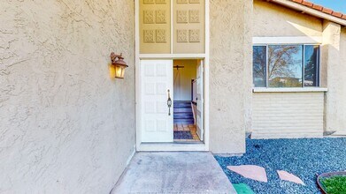188 Firethorn Dr in Rohnert Park, CA - Building Photo - Building Photo