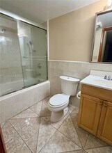 14501 N Kendall Dr in Miami, FL - Building Photo - Building Photo