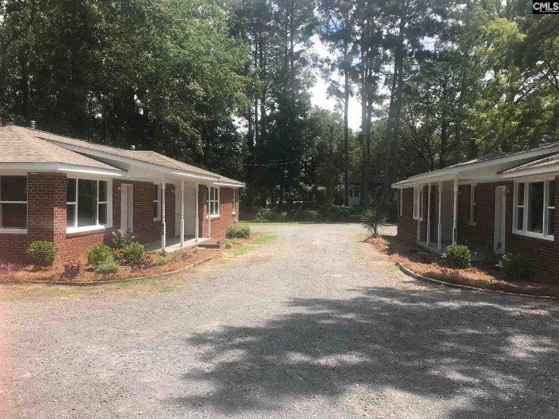 617 Lexington Ave in Cayce, SC - Foto de edificio