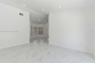 164 NW 85th Ct in Miami, FL - Building Photo - Building Photo