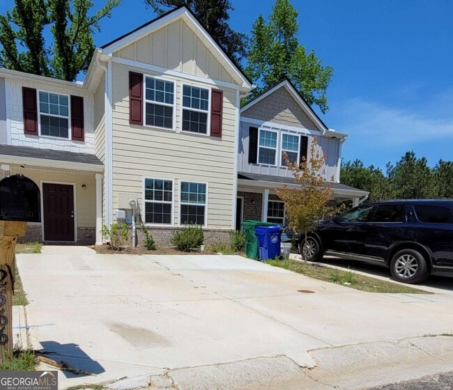 property at 2566 Piering Dr