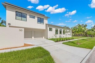 150 51st St N, Unit B in St. Petersburg, FL - Building Photo