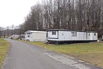 Exit 19 Mobile Home Park in Bristol, VA - Building Photo - Building Photo