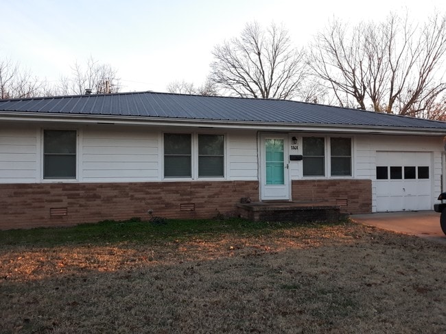 property at 1101 E 4th Ave