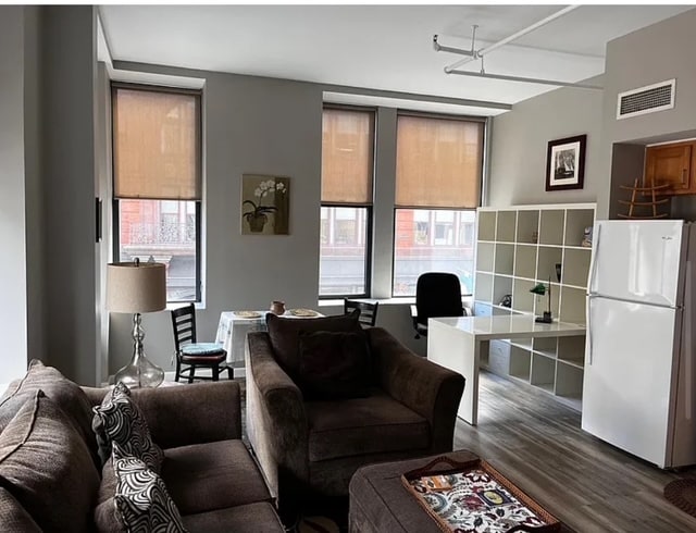 79 Washington St, Unit 305 in Providence, RI - Foto de edificio - Building Photo