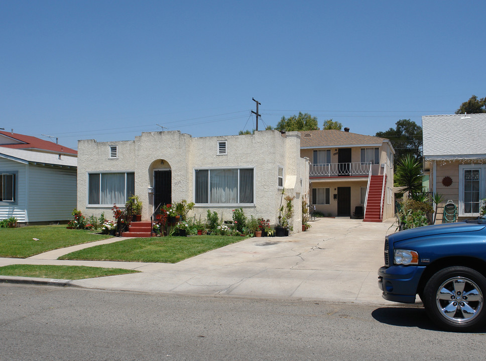 3659 Bancroft St in San Diego, CA - Building Photo