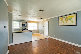 4381 Bixby Cir in Pensacola, FL - Building Photo - Building Photo