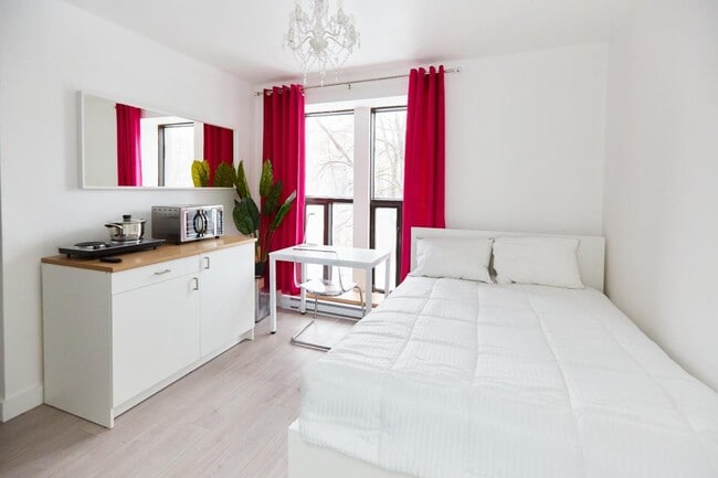 property at 1711 R. Saint-Denis