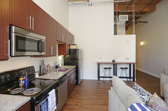 Lucas Place Lofts photo'