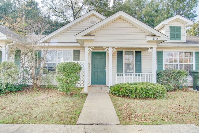 8115 Heirloom Dr in Pensacola, FL - Foto de edificio - Building Photo