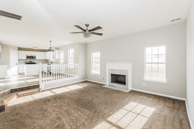 12206 Stillman Ct in Hampton, GA - Foto de edificio - Building Photo