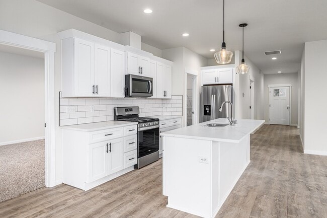property at 3008 N Marguerite Rd