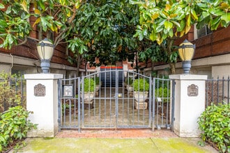 The American in Portland, OR - Building Photo - Building Photo