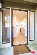 1052 Seco St in Pasadena, CA - Building Photo - Building Photo