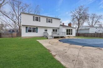 1077 Fairview Dr in Toms River, NJ - Building Photo - Building Photo