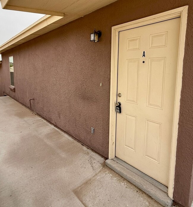 192 Rio Rd in El Paso, TX - Building Photo - Building Photo