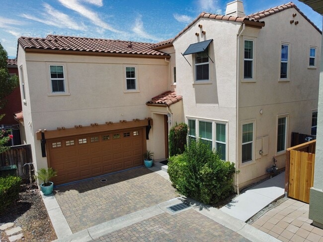 2135 Prato St in Brentwood, CA - Building Photo - Building Photo