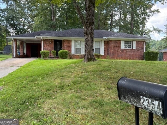 2354 Leith Ave in Atlanta, GA - Building Photo