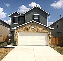 2720 Geronimo Creek in New Braunfels, TX - Building Photo