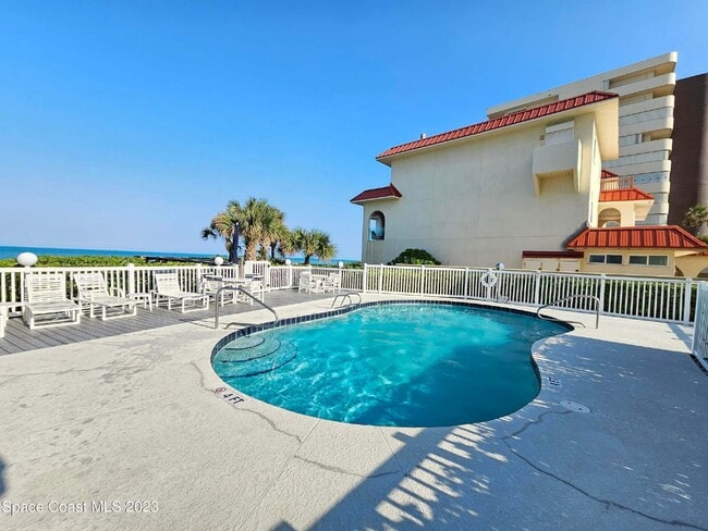 property at 2875 N Hwy A1A