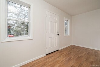 184 Ward St in Montgomery, NY - Building Photo - Building Photo