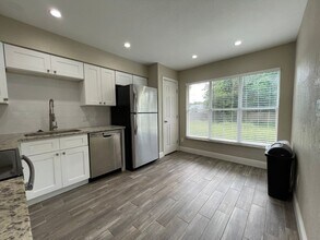 6518 Cocos Dr in Orlando, FL - Building Photo - Building Photo