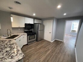 1152 Market St in Harrisburg, PA - Building Photo