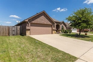 1120 Whispering Meadows in Crowley, TX - Building Photo
