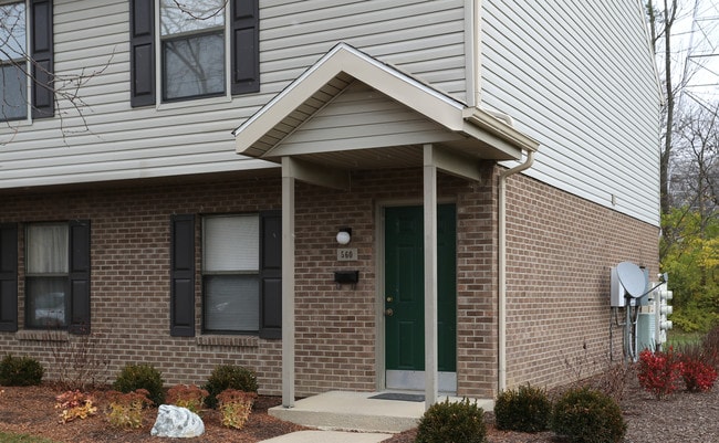 Harbour Cove Apartments in Cincinnati, OH - Building Photo - Building Photo