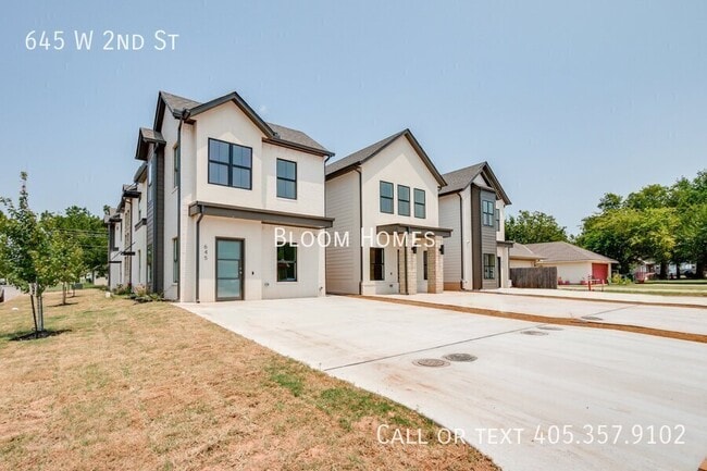 property at 645 W 2nd St