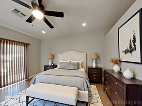 3254 Mystic Ridge Ct in Las Vegas, NV - Foto de edificio - Building Photo