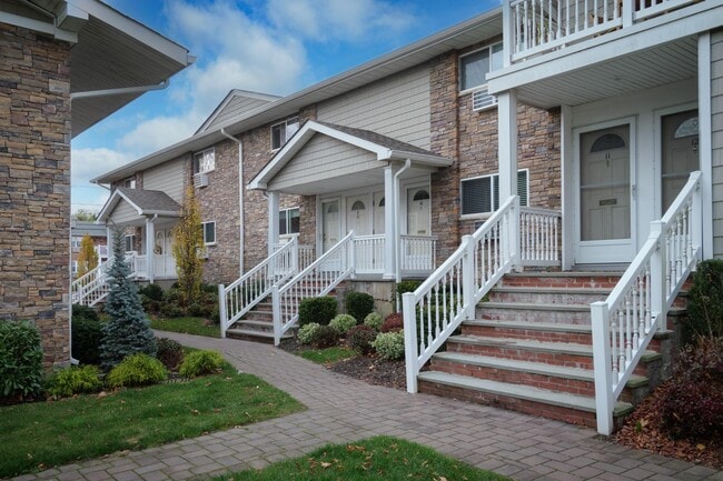 property at 100 Friendly Ct