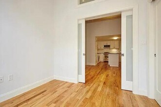 210-220 E 22nd St in New York, NY - Foto de edificio - Building Photo
