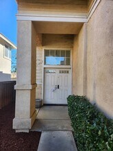 14161 Plumas Ct in Fontana, CA - Building Photo - Building Photo