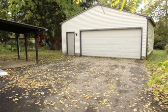 1703 Shady Lane Rd in Columbus, OH - Building Photo - Building Photo