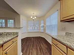 3394 English Oaks Dr NW in Kennesaw, GA - Foto de edificio - Building Photo