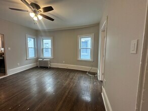 13 Gladstone St, Unit 1 in Everett, MA - Building Photo - Building Photo