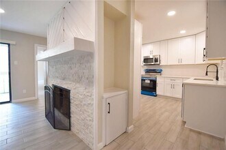 8600 Fathom Cir in Austin, TX - Building Photo - Building Photo