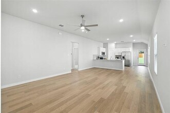 808 Pne Bch Dr in McKinney, TX - Building Photo - Building Photo