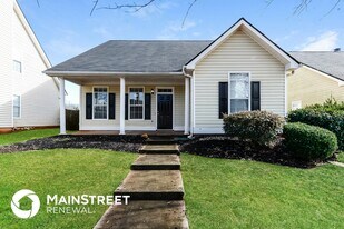 1255 Lafayette Square in Mcdonough, GA - Building Photo