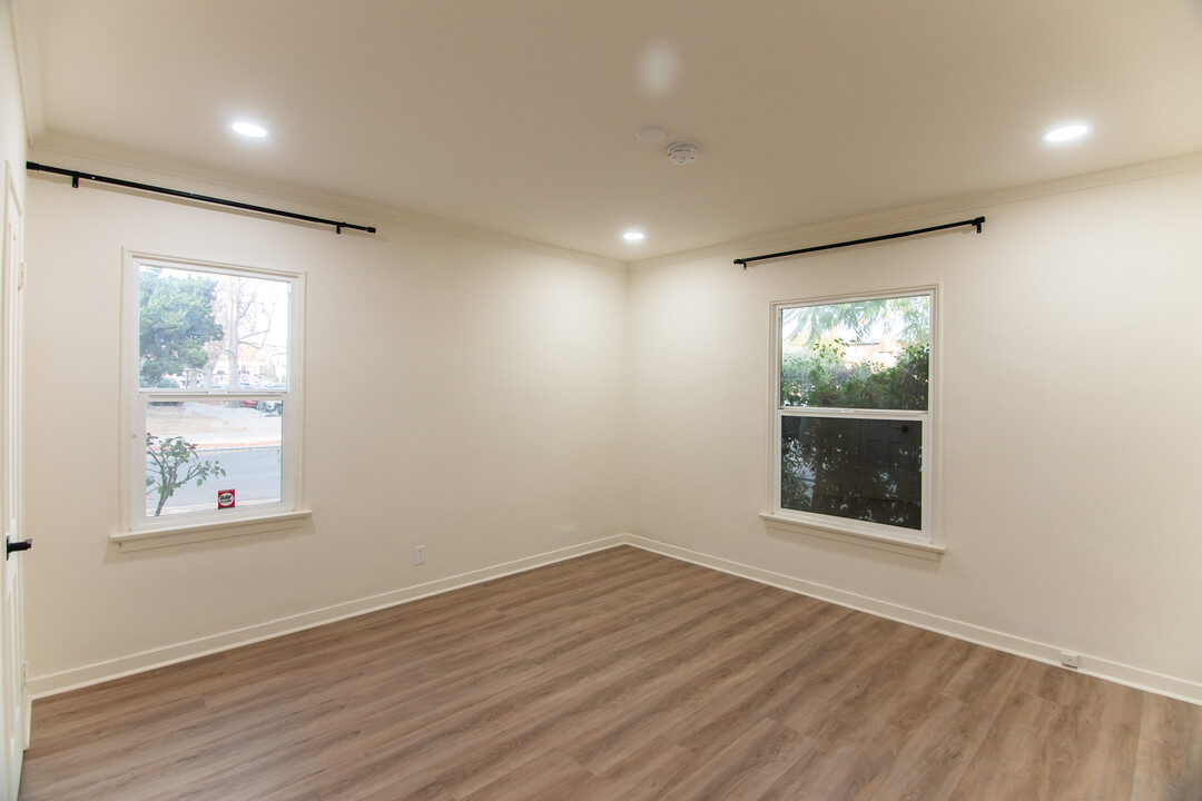 14700 Friar St, Unit 2 in Van Nuys, CA - Building Photo