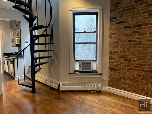 East 28th Street in New York, NY - Building Photo - Building Photo