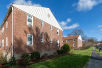 Bryant Gardens in White Plains, NY - Foto de edificio - Building Photo