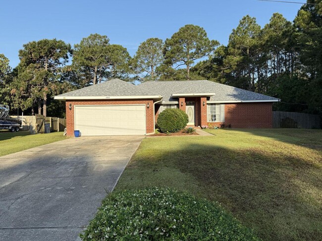 1957 Cardinal Ln in Navarre, FL - Building Photo - Building Photo