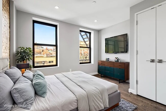 188 1st Ave. in New York, NY - Building Photo - Building Photo