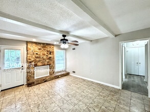 3606 Clearbrook St in Memphis, TN - Building Photo - Building Photo
