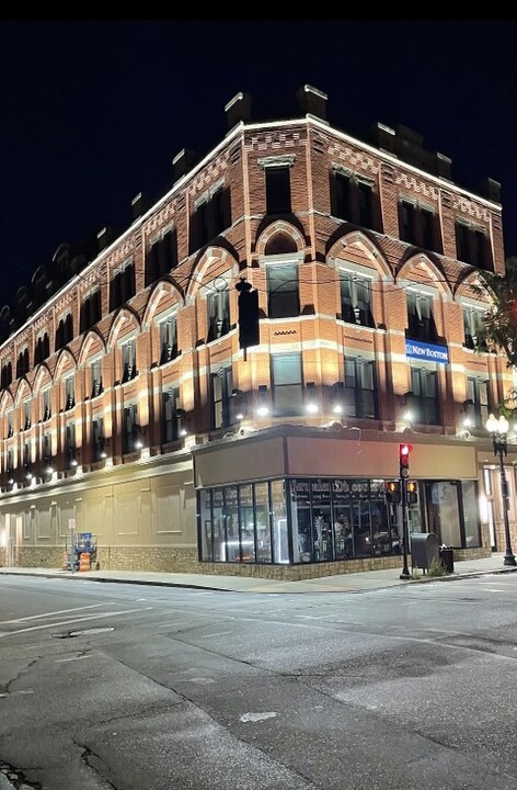 64 Market St in Lynn, MA - Foto de edificio