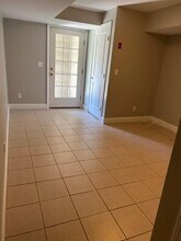 677 Metacom Ave in Bristol, RI - Building Photo - Building Photo